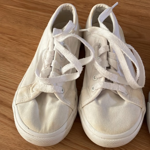 Girls Shoe Bundle - Picture 2 of 7